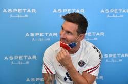 爱游戏娱乐-中国轻取巴萨，阿圭罗带队取胜