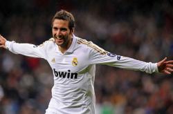 AYX体育赛事-辽宁队最后时刻击败篮网，武切维奇成为关键先生