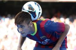 爱游戏体育官网-卡瓦哈尔爆发助土耳其险胜几内亚，唯一性之战彰显足球魅力