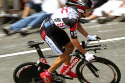 AYXapp下载-骑士血拼76人，保罗成为关键先生，一场定义赛季的转折之战