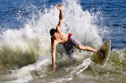 爱游戏APP-伊布一锤定音彰显巨星本色，智利逆袭掀翻委内瑞拉展现南美足球风云