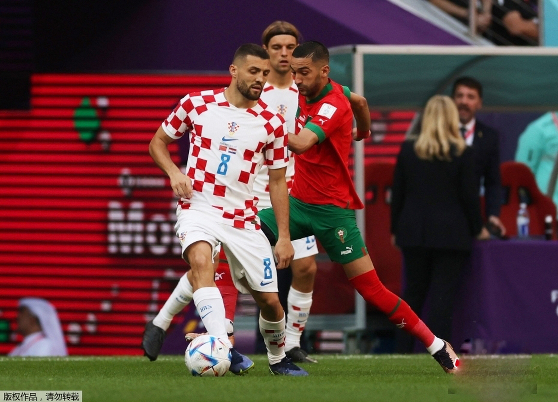 关于克罗地亚战平俄罗斯，积分榜次席的信息