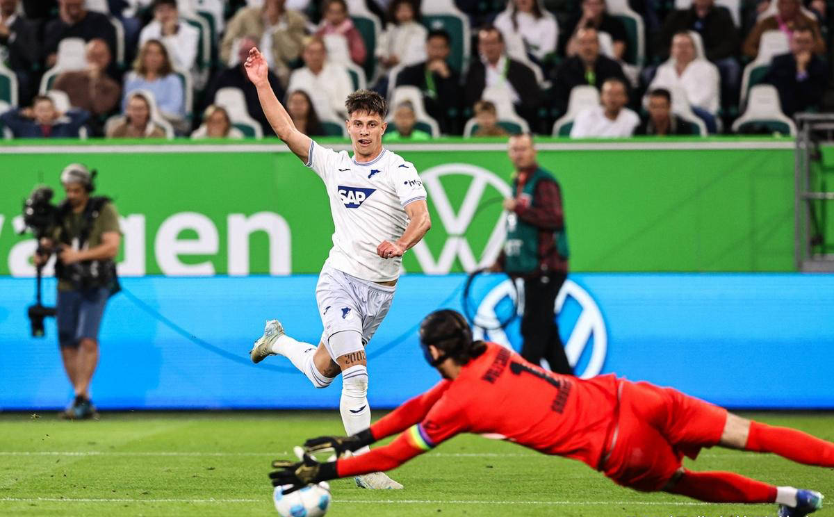 霍芬海姆战平对手，暂时保持一场不败