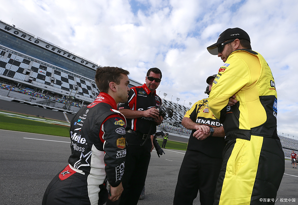 梅赛德斯绝杀索伯车队，佩雷兹扛起全队的简单介绍