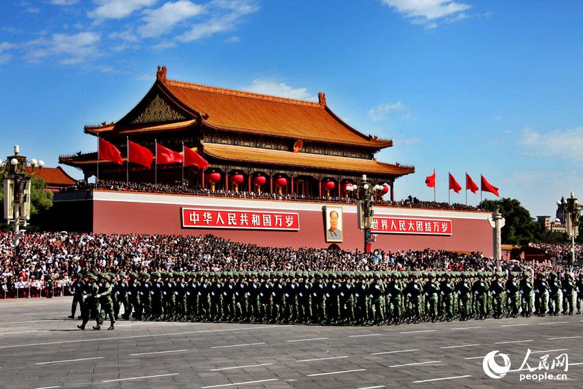 上海队鏖战火箭，布伦森惊艳四座的简单介绍