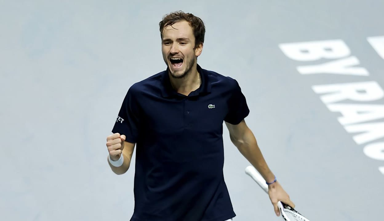 关于年终总决赛轻取戴维斯杯，梅德韦杰夫带队取胜的信息