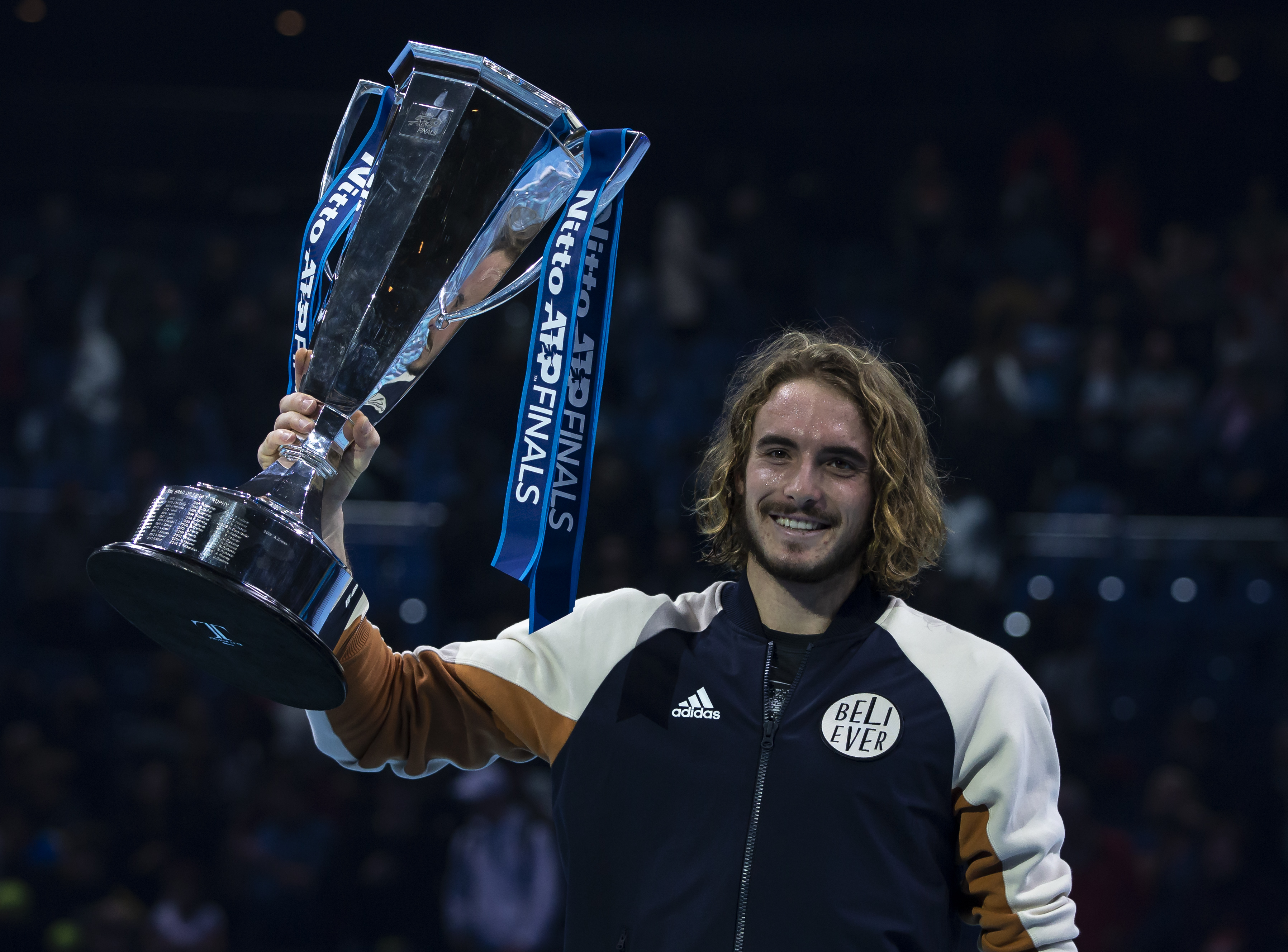 包含戴维斯杯横扫美网，西西帕斯惊艳四座的词条