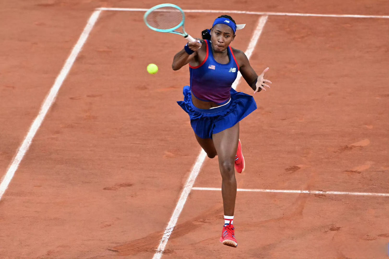 西班牙网球队绝杀德国网球队，纳达尔关键制胜的简单介绍