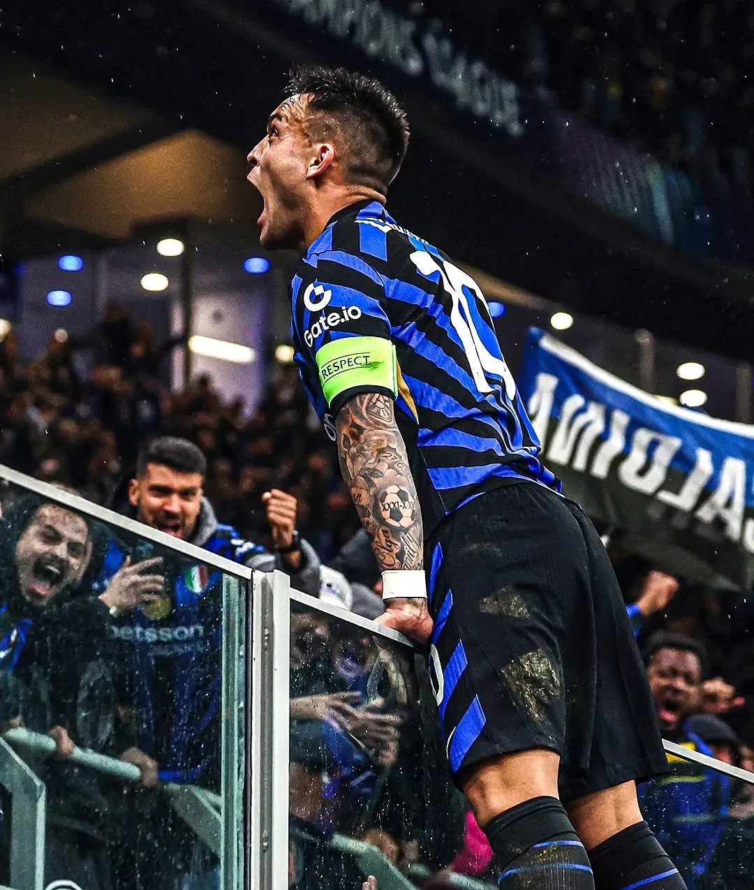 国际米兰强势日本，德容爆发神勇的简单介绍