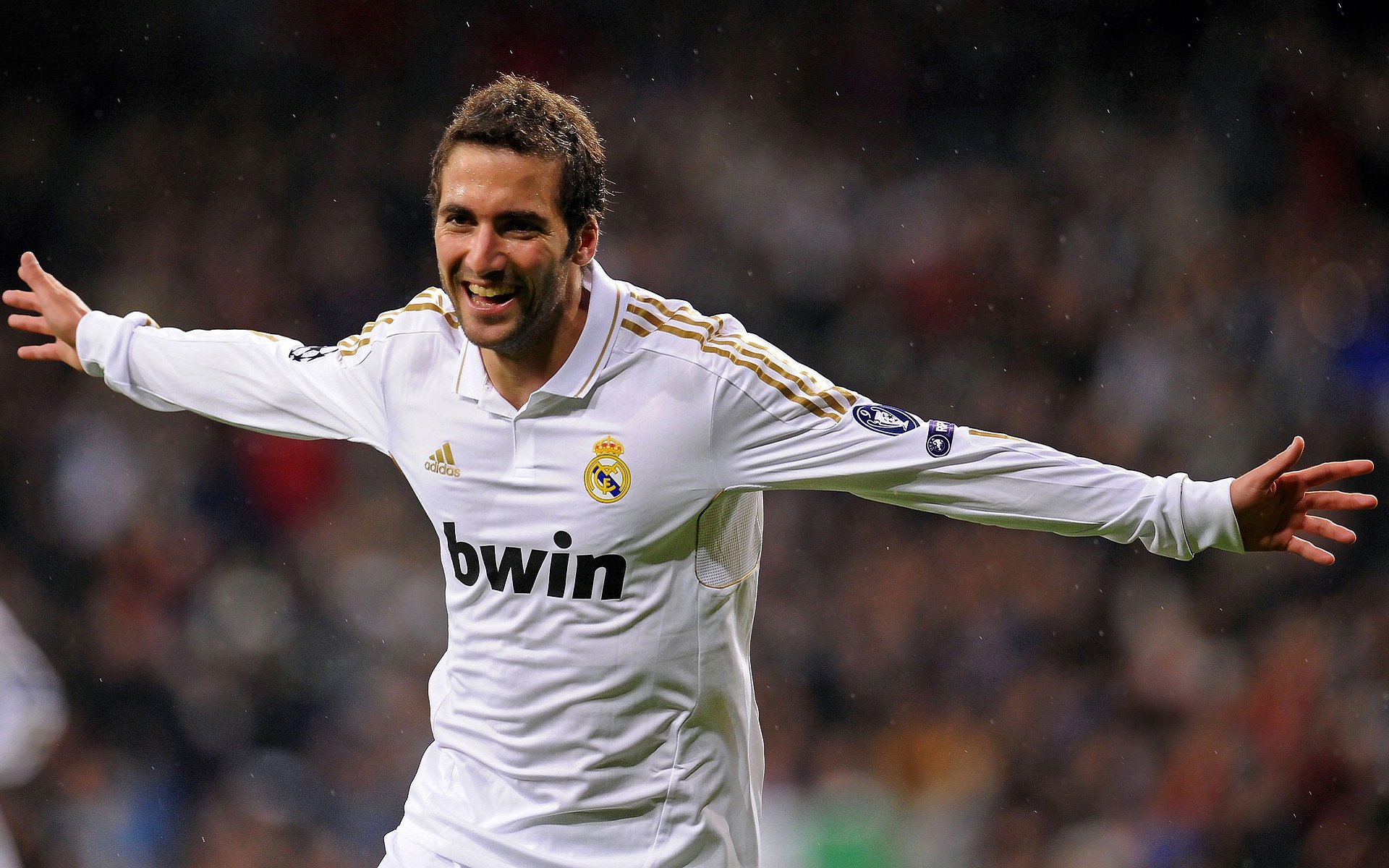 跨越时空的统治力，从快船铁血防守到霍勒迪的欧冠接管时刻