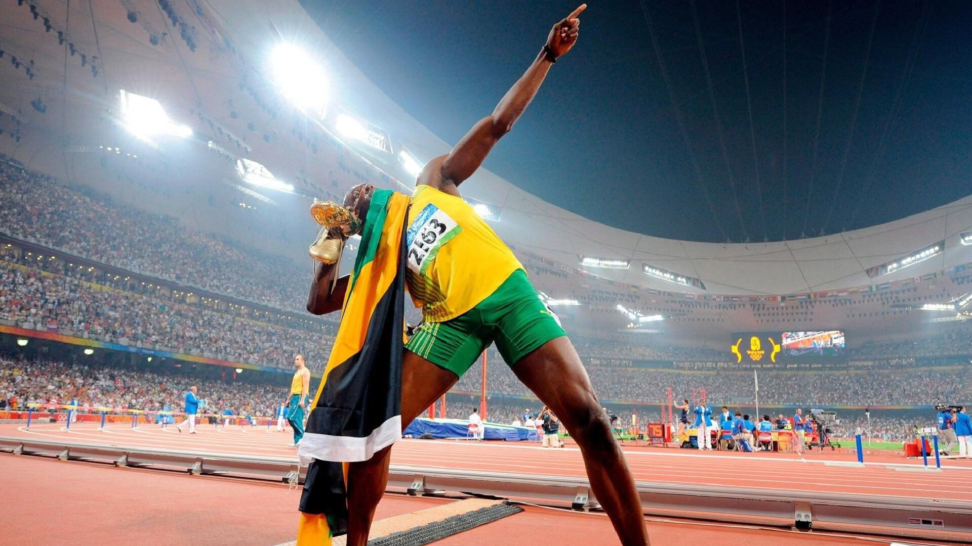 孔德在德甲争冠战接管比赛，切尔西巅峰对决经验助他决胜德国