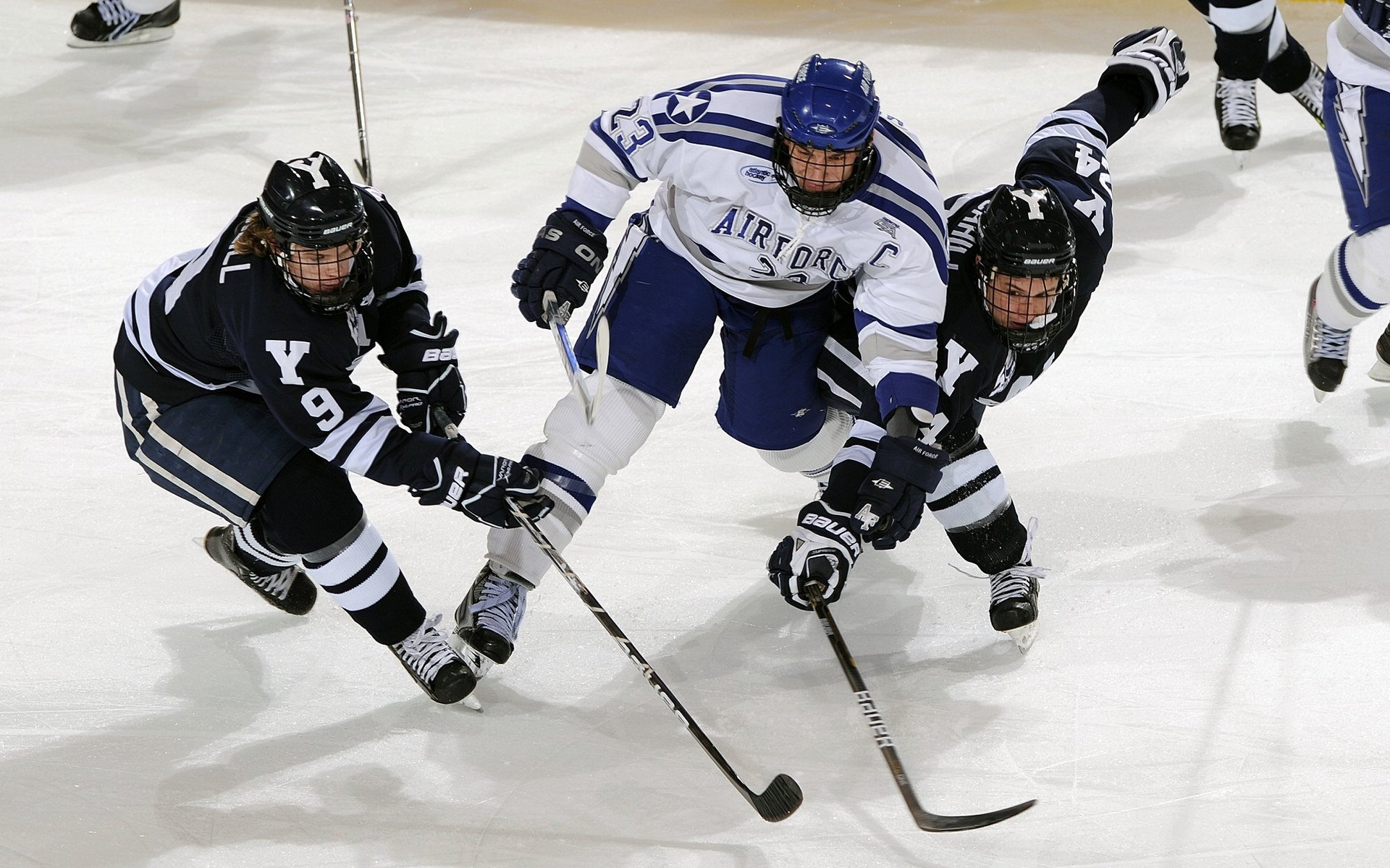 加维爆发引领牙买加火力全开，高原神话破灭！玻利维亚遭战术压制