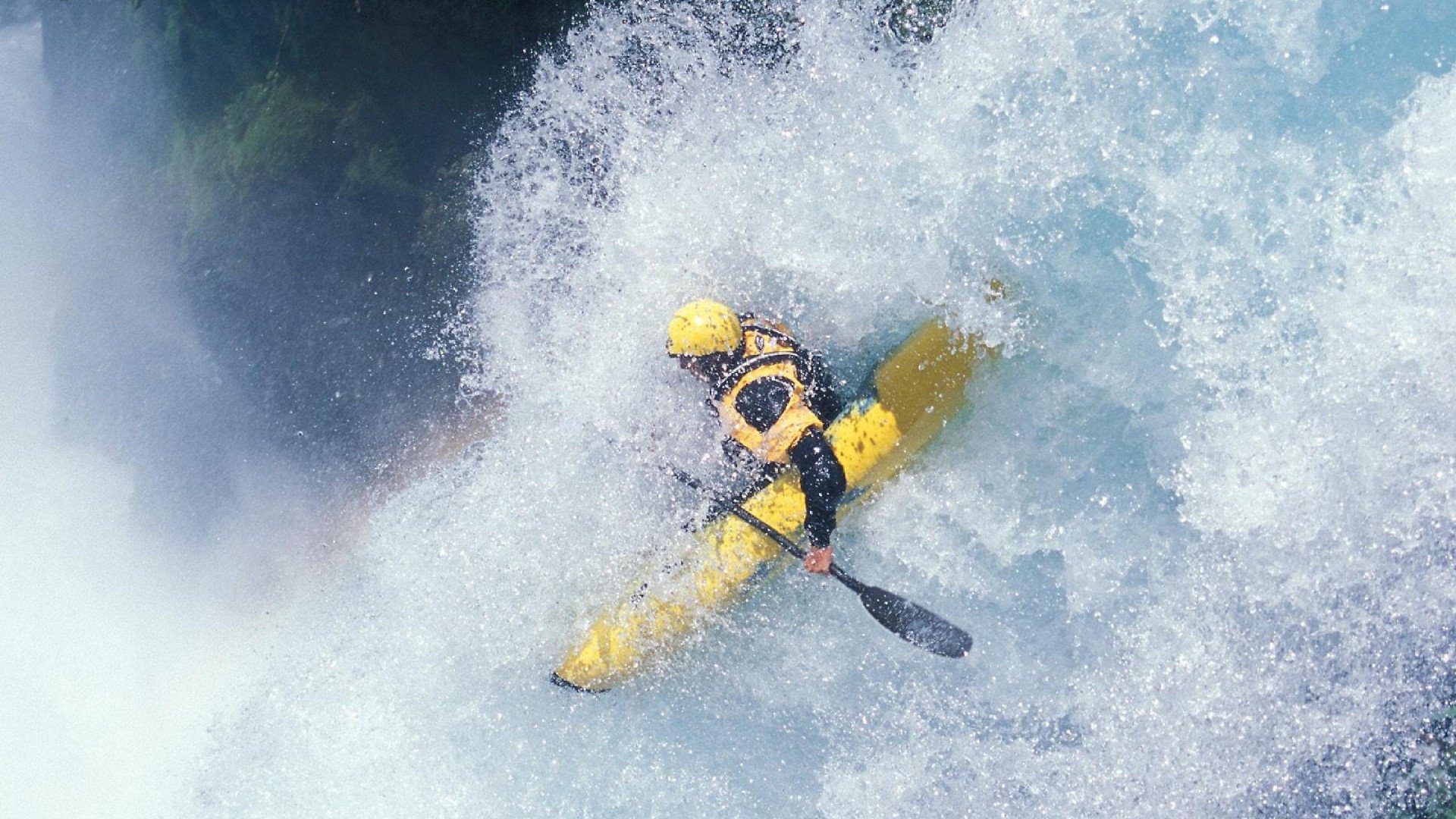 绿茵场外的意甲焦点战，新西兰全黑队如何稳稳拿下法国橄榄球强敌